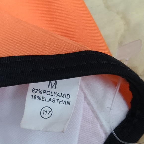 2 Piece Neoprene bikini size M - Picture 9 of 11